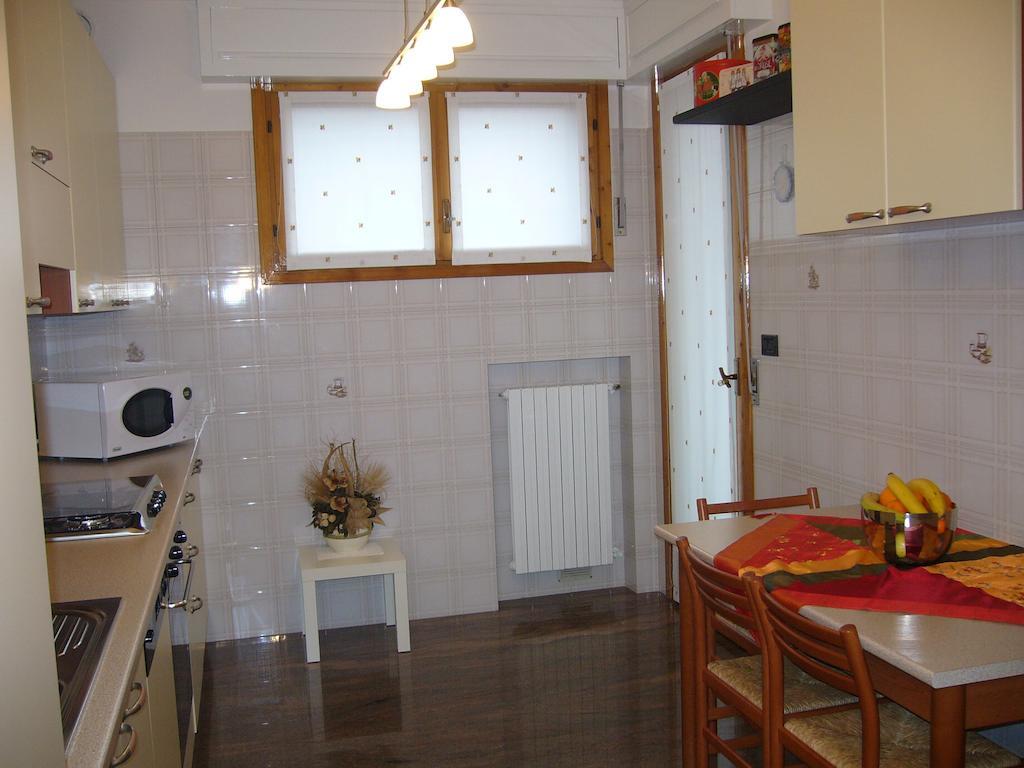 Aparthotel Feeling at Home Castenaso Kamer foto